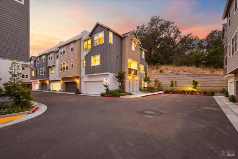 649 Semillon Lane Santa Rosa CA 95403