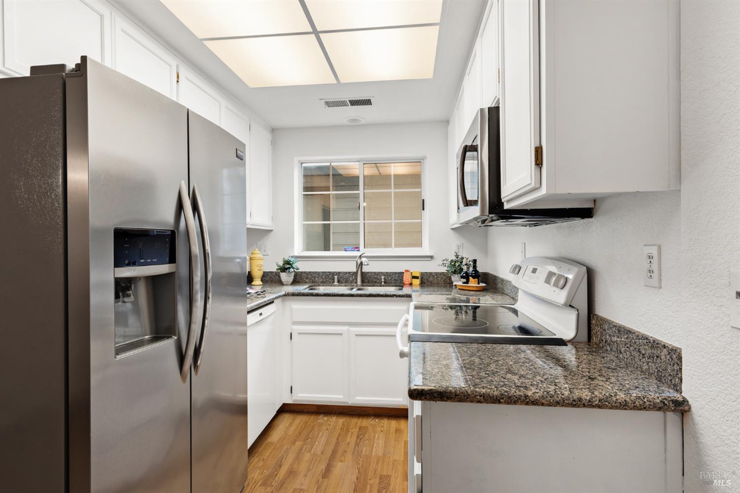 1245 Eardley Avenue Santa Rosa CA 95401