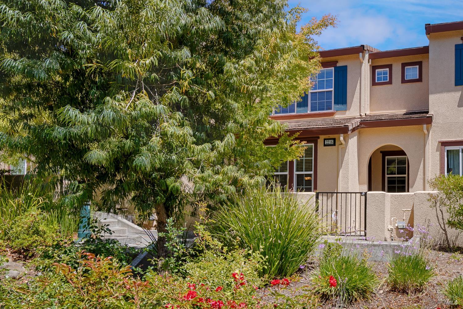 2216 Bell Flower Lane Santa Rosa CA 95404
