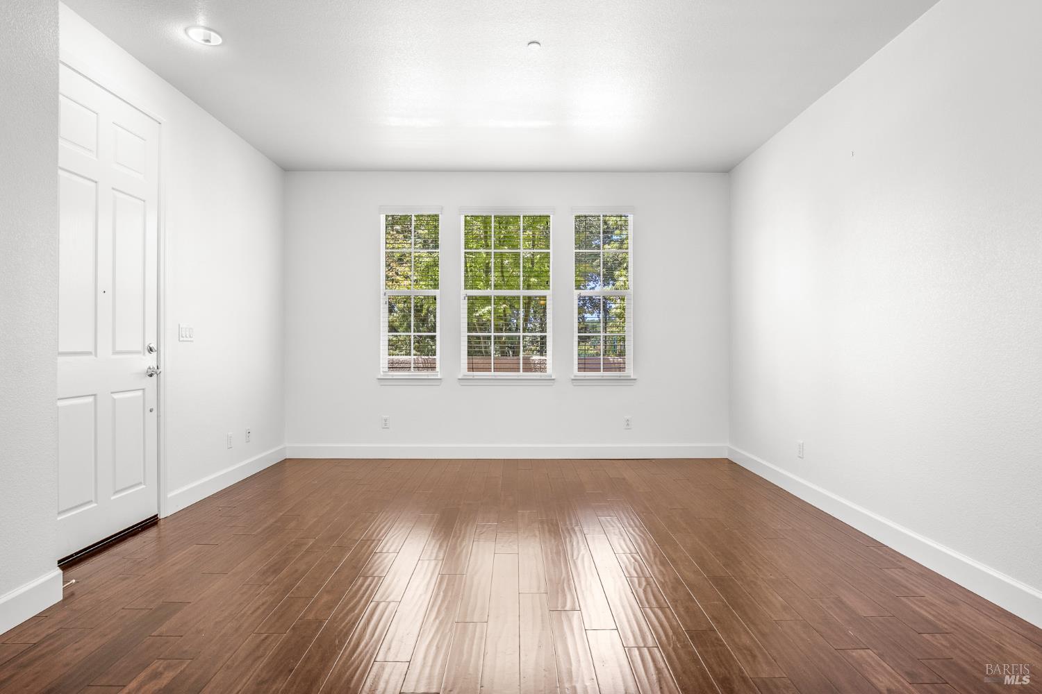 2216 Bell Flower Lane Santa Rosa CA 95404
