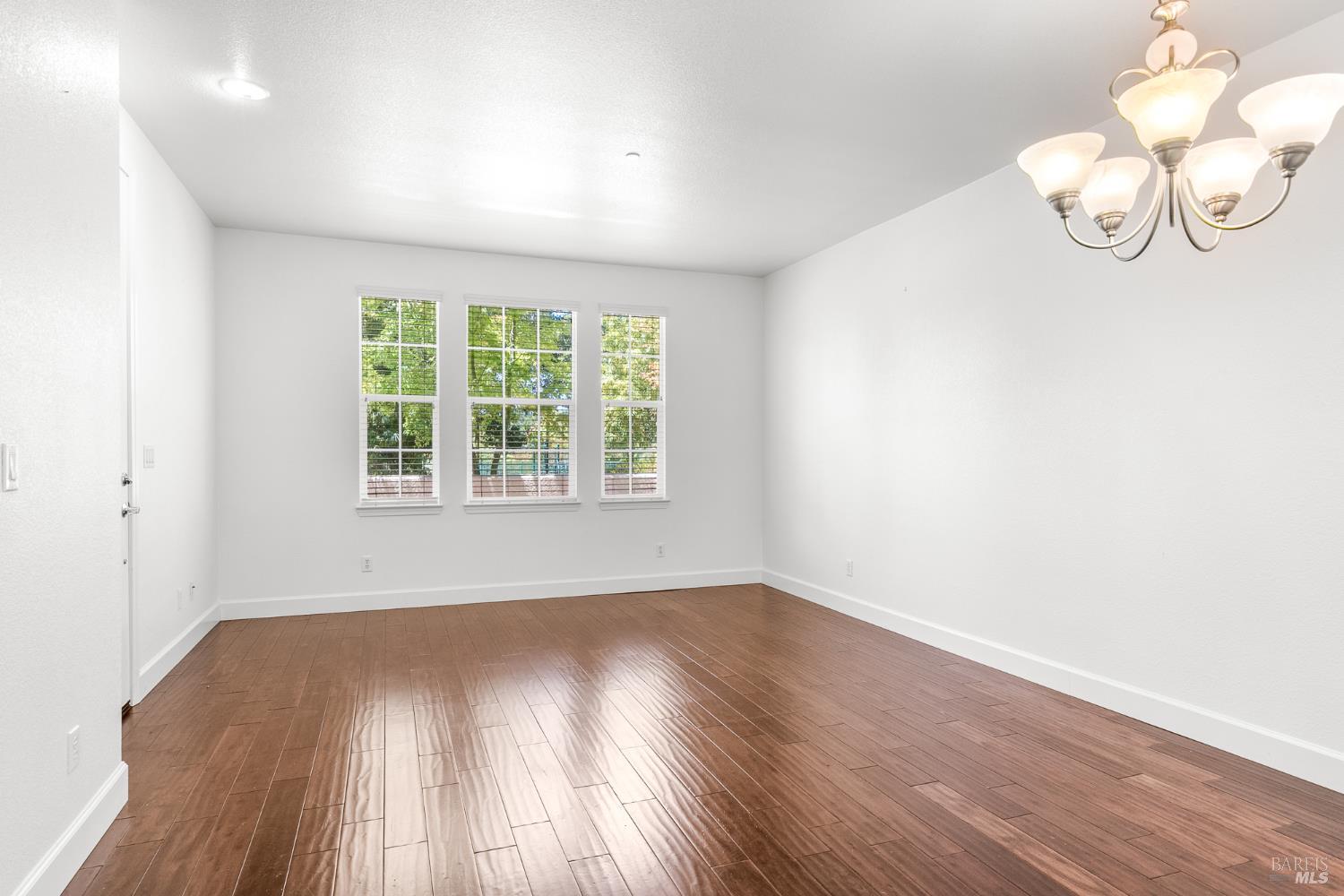 2216 Bell Flower Lane Santa Rosa CA 95404