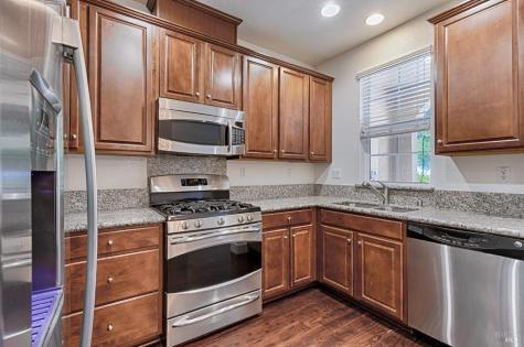 2216 Bell Flower Lane Santa Rosa CA 95404