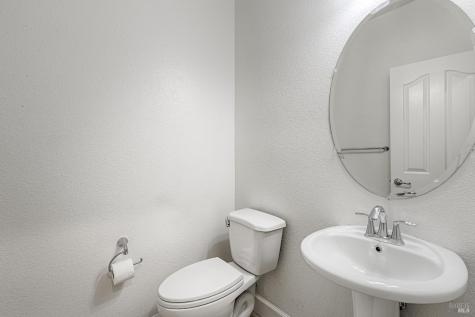2216 Bell Flower Lane Santa Rosa CA 95404