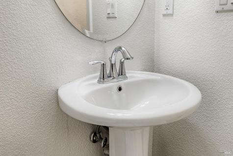 2216 Bell Flower Lane Santa Rosa CA 95404