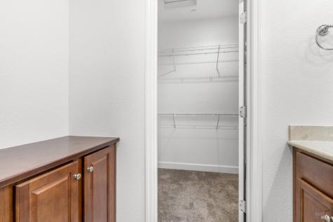 2216 Bell Flower Lane Santa Rosa CA 95404