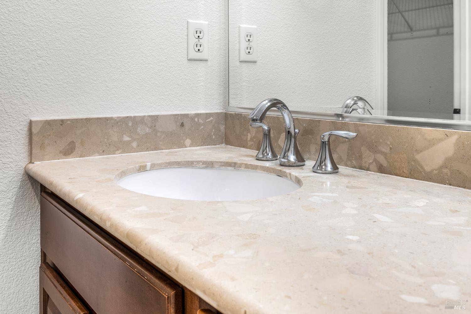 2216 Bell Flower Lane Santa Rosa CA 95404
