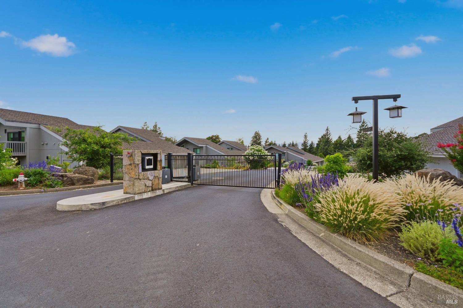316 Deer Hollow Drive Napa CA 94558
