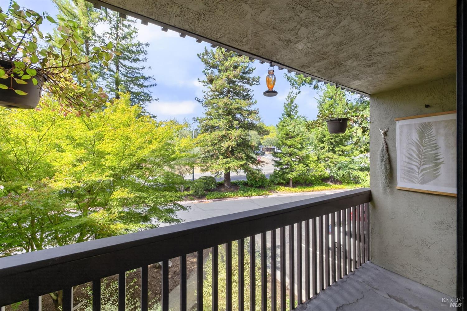 300 Los Alamos Road Santa Rosa CA 95409