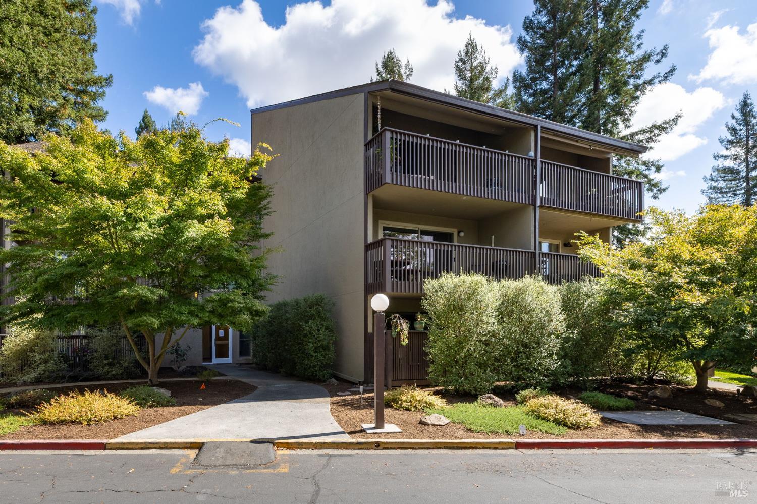 300 Los Alamos Road Santa Rosa CA 95409