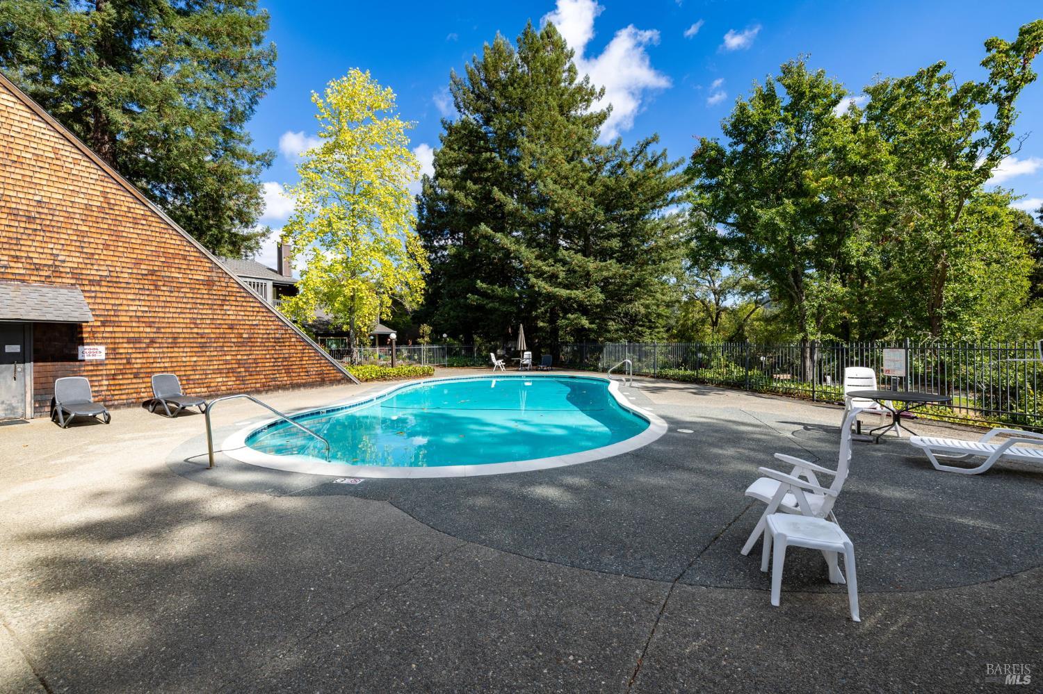 300 Los Alamos Road Santa Rosa CA 95409