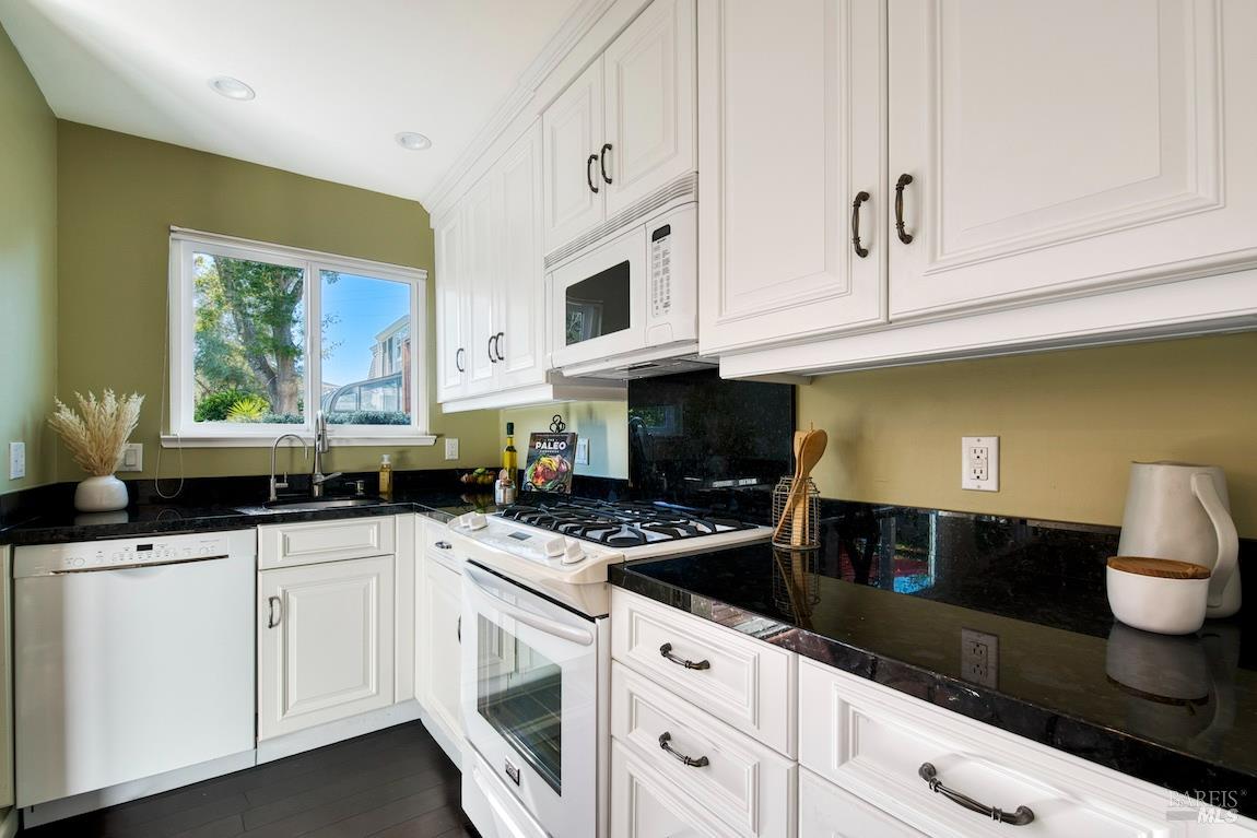 95 Caribe Isle Novato CA 94949