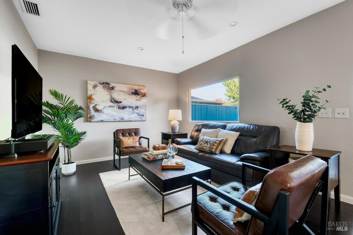95 Caribe Isle Novato CA 94949