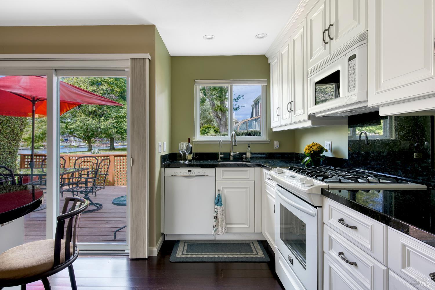 95 Caribe Isle Novato CA 94949