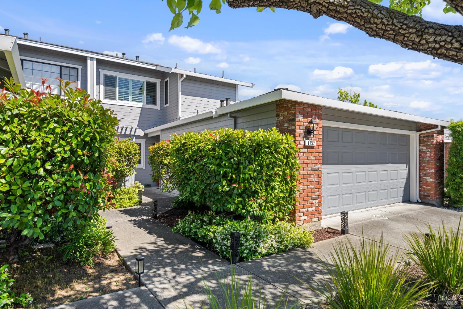 1752 Stuart Court Benicia CA 94510