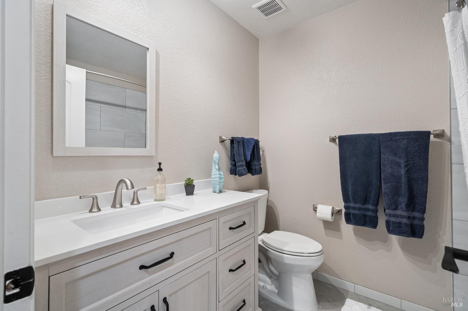 1752 Stuart Court Benicia CA 94510