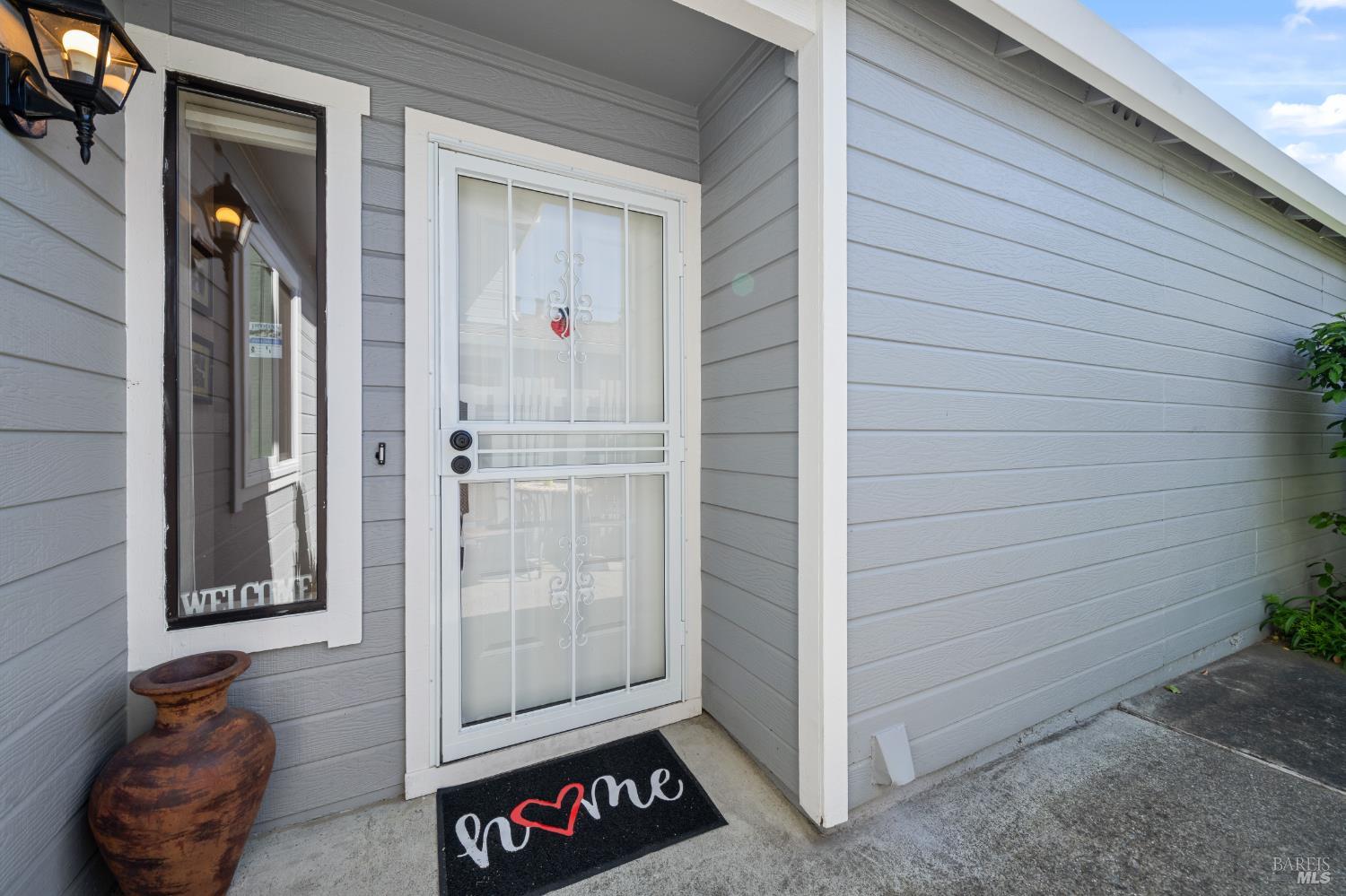 1752 Stuart Court Benicia CA 94510