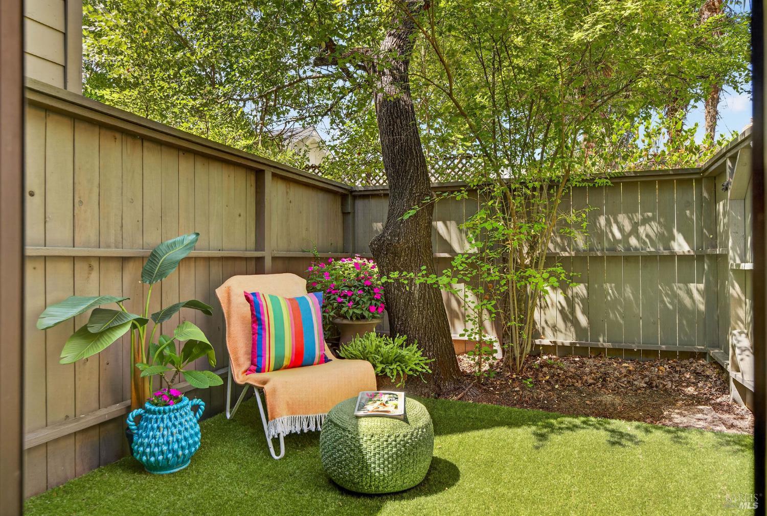 1370 Hasty Court St. Helena CA 94574
