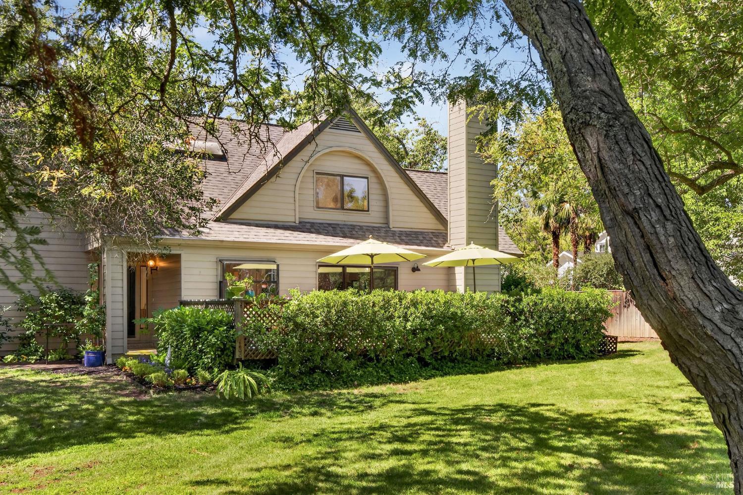 1370 Hasty Court St. Helena CA 94574