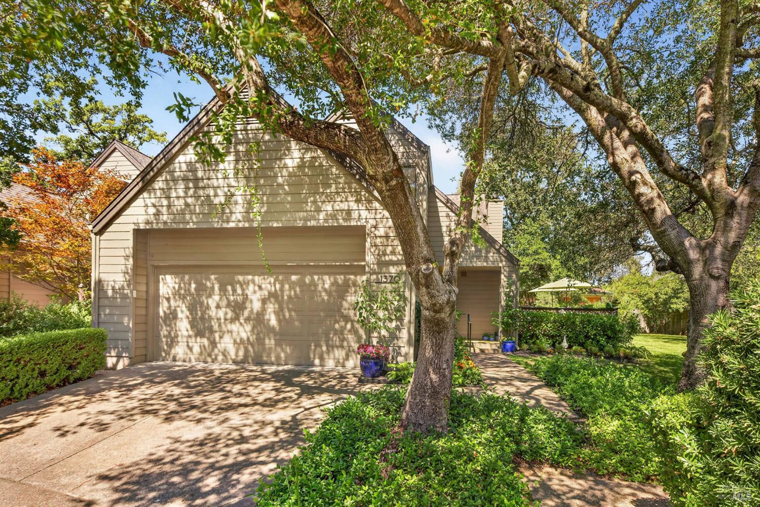 1370 Hasty Court St. Helena CA 94574