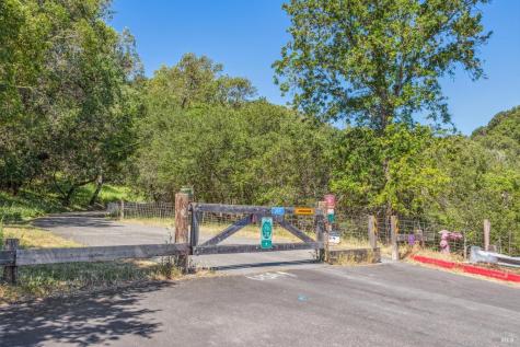 952 Lea Drive San Rafael CA 94903