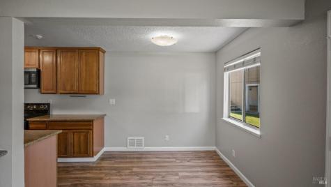 2521 Coffey Lane Santa Rosa CA 95403