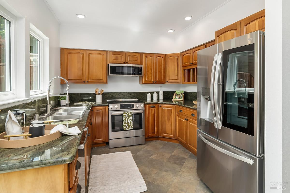 85 Parkview Circle Corte Madera CA 94925