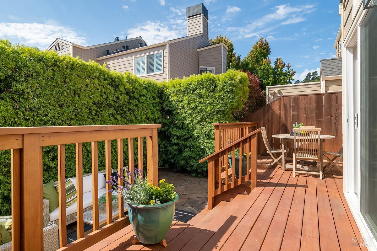 85 Parkview Circle Corte Madera CA 94925