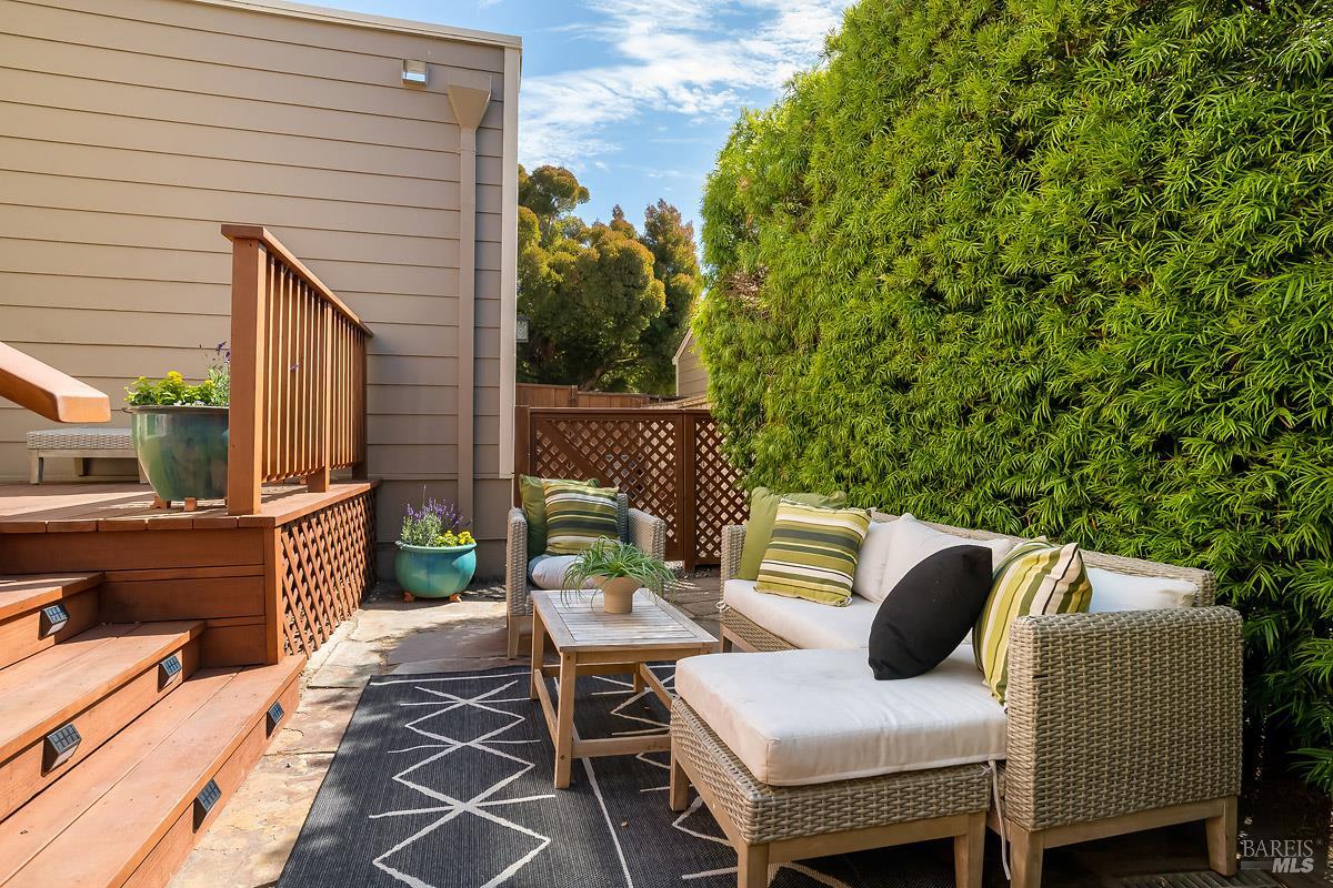85 Parkview Circle Corte Madera CA 94925