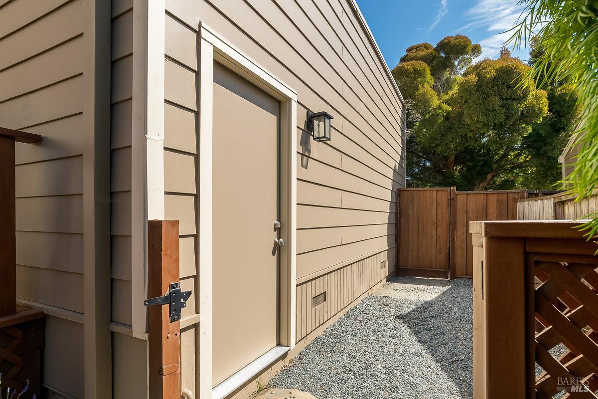 85 Parkview Circle Corte Madera CA 94925