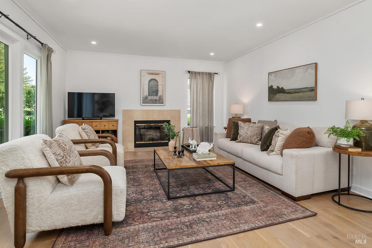 85 Parkview Circle Corte Madera CA 94925