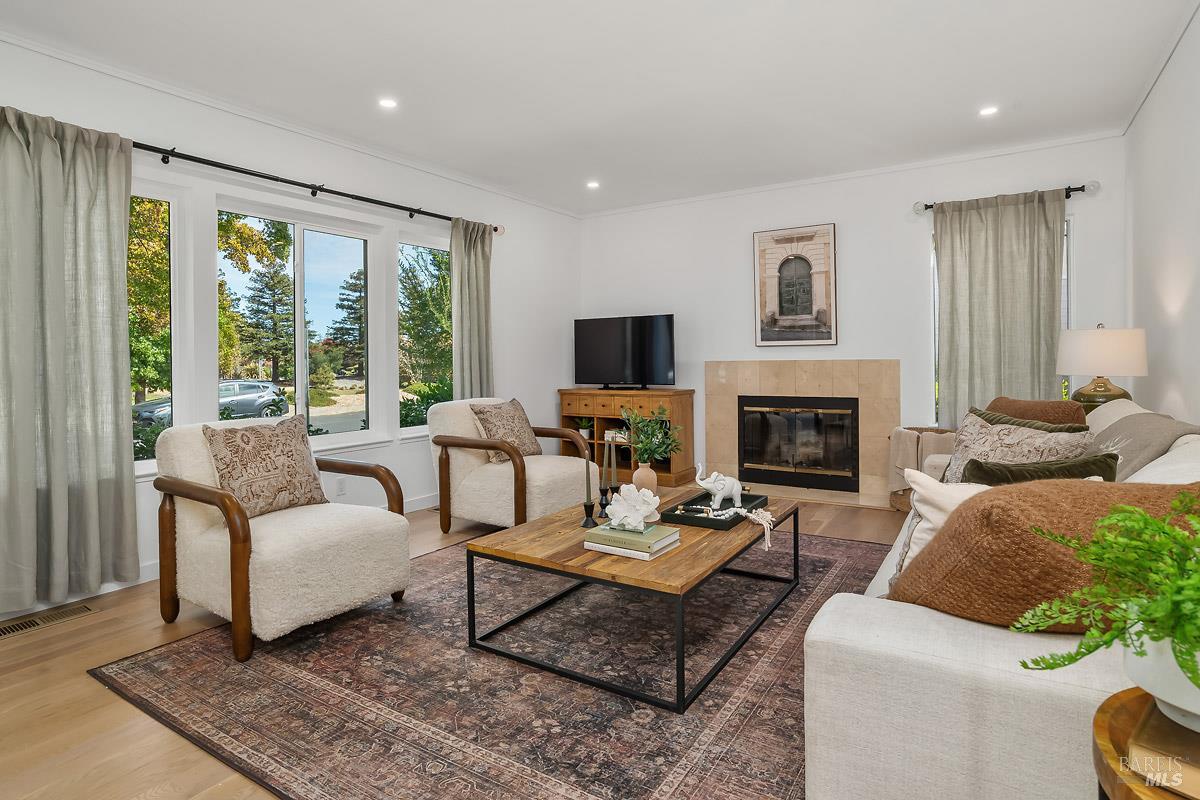 85 Parkview Circle Corte Madera CA 94925