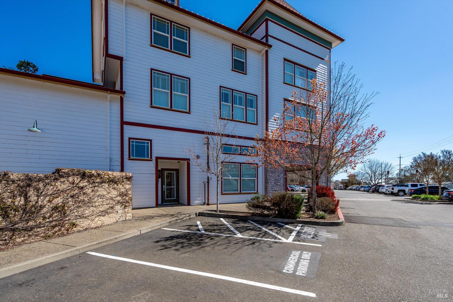 472 Emily Rose Circle Windsor CA 95492