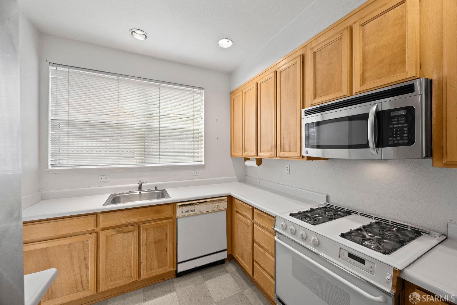 2080 S Delaware Street San Mateo CA 94403