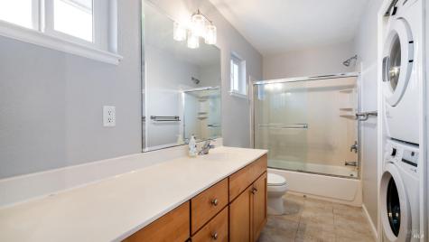 142 Cherry Street Petaluma CA 94952