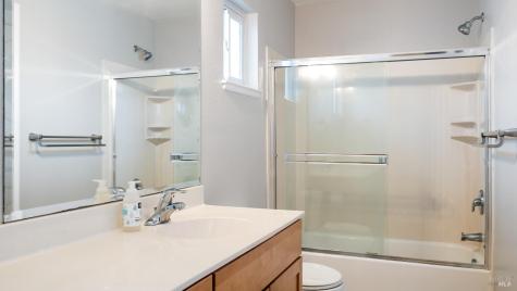 142 Cherry Street Petaluma CA 94952