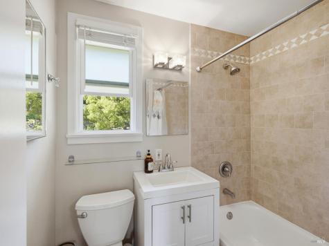 20 Livingston Court Novato CA 94949