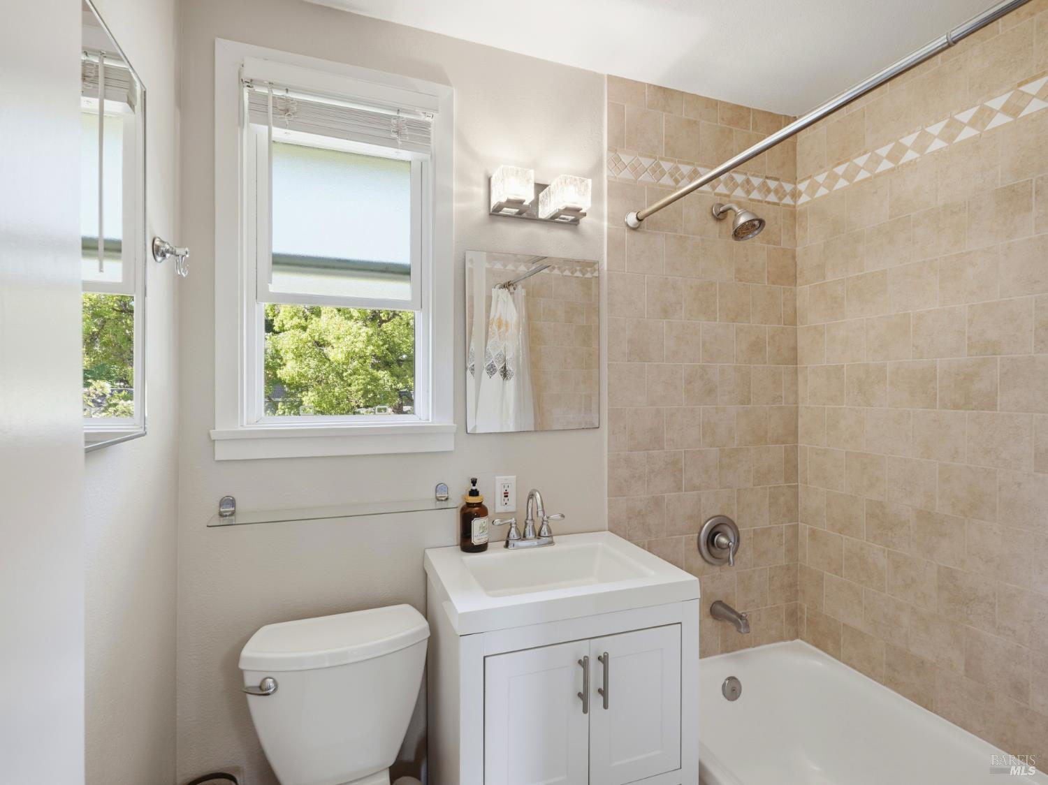 20 Livingston Court Novato CA 94949