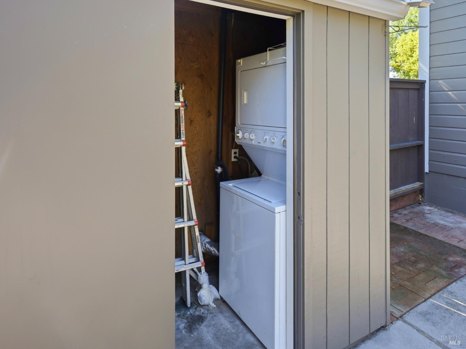 20 Livingston Court Novato CA 94949
