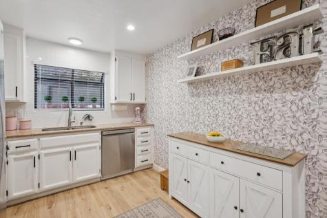 14 Alyssum Court Novato CA 94945
