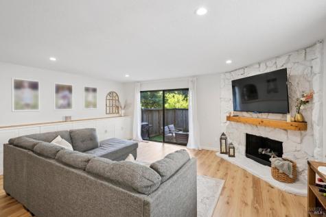 14 Alyssum Court Novato CA 94945