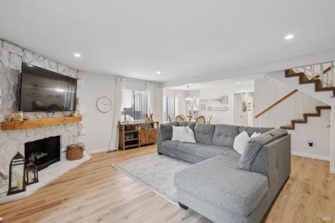 14 Alyssum Court Novato CA 94945