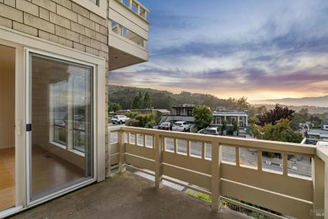 51 Marin Avenue Sausalito CA 94965