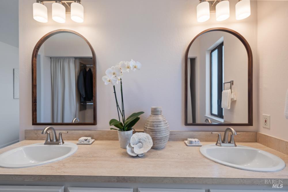 1511 Casa Buena Drive Corte Madera CA 94925
