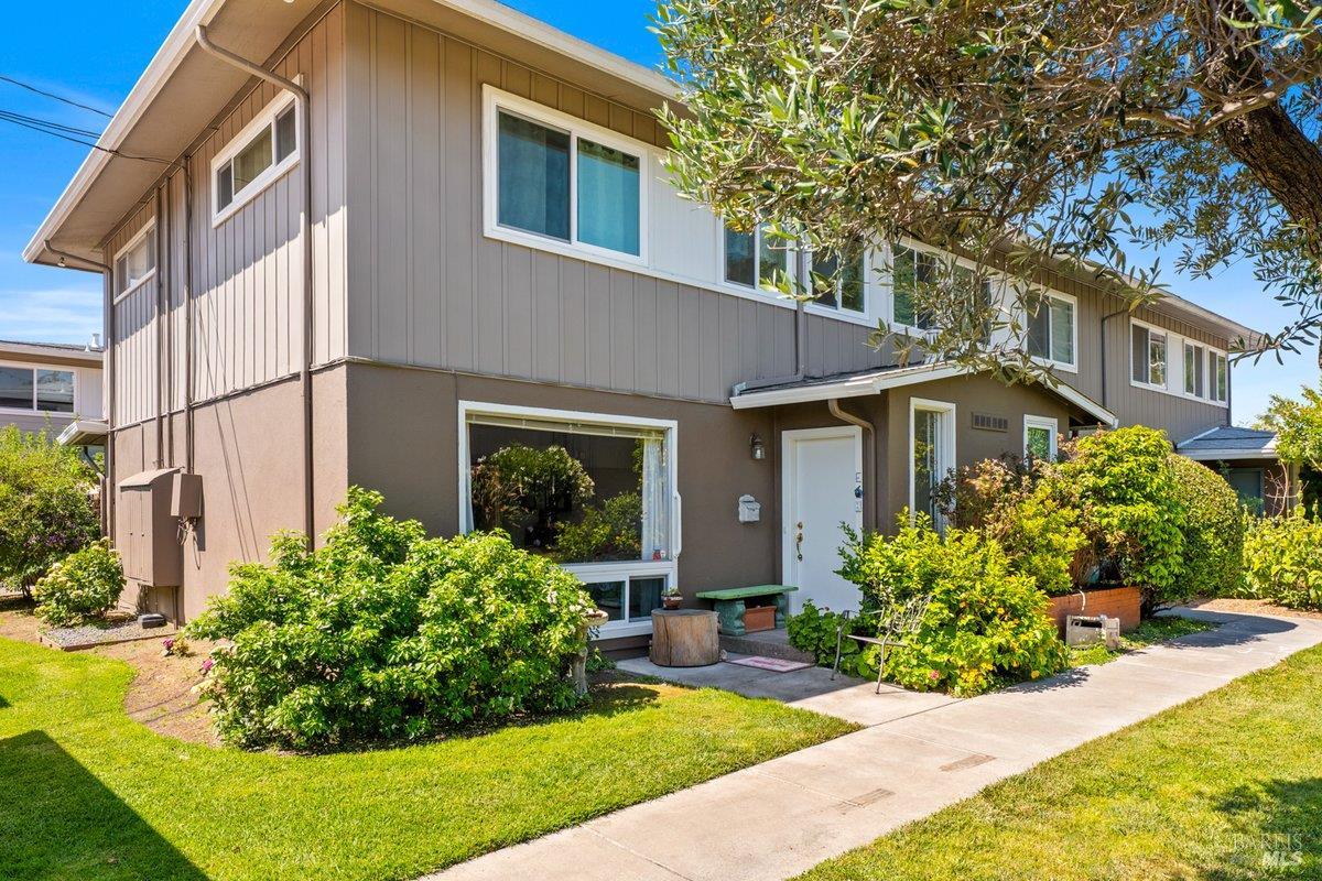 1072 Los Gamos Road San Rafael CA 94903