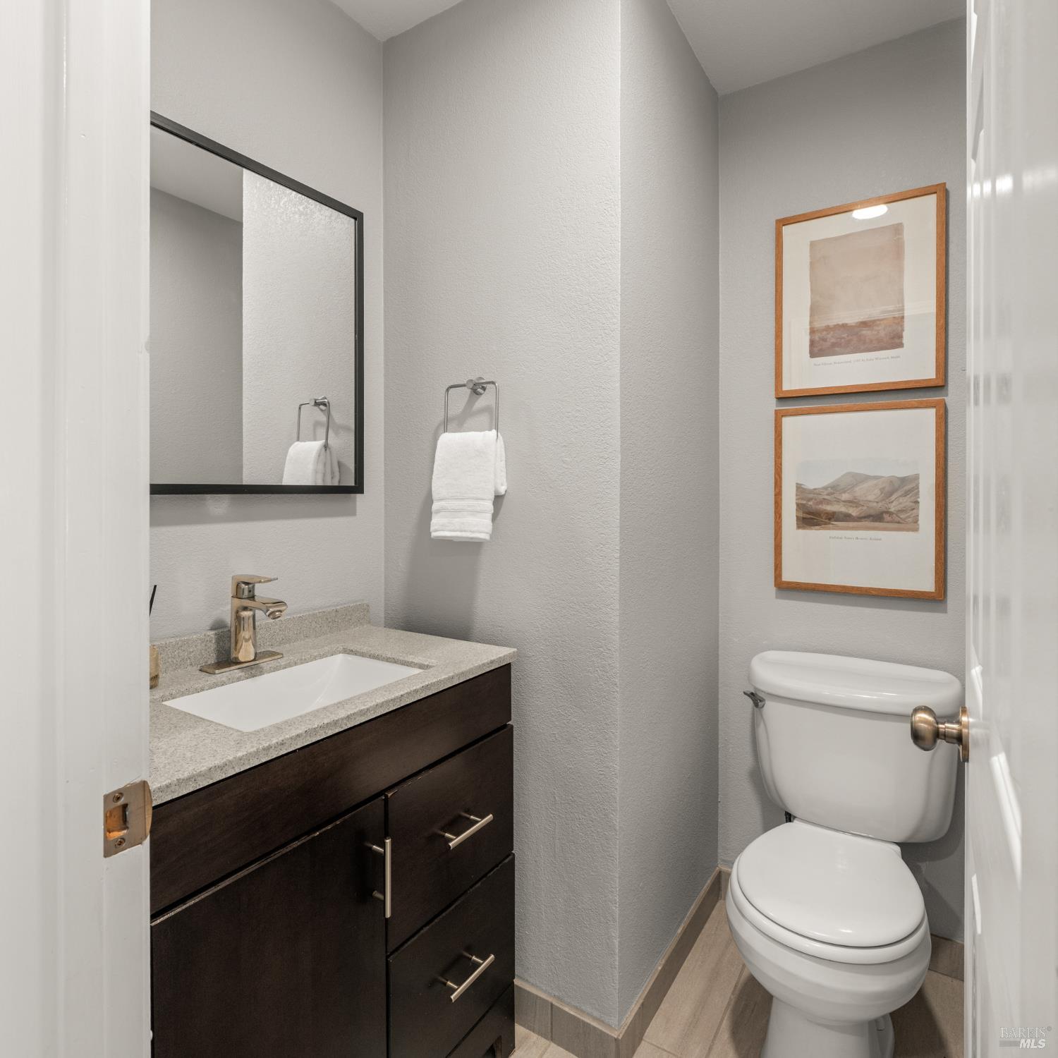 2984 Yulupa Avenue Santa Rosa CA 95405