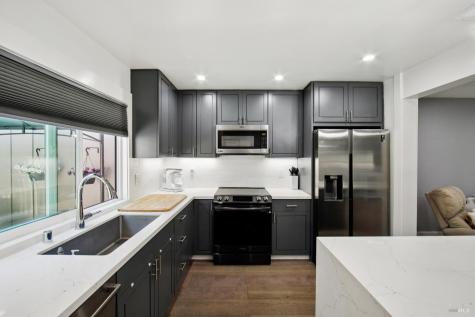 3 Mcintosh Court Novato CA 94949