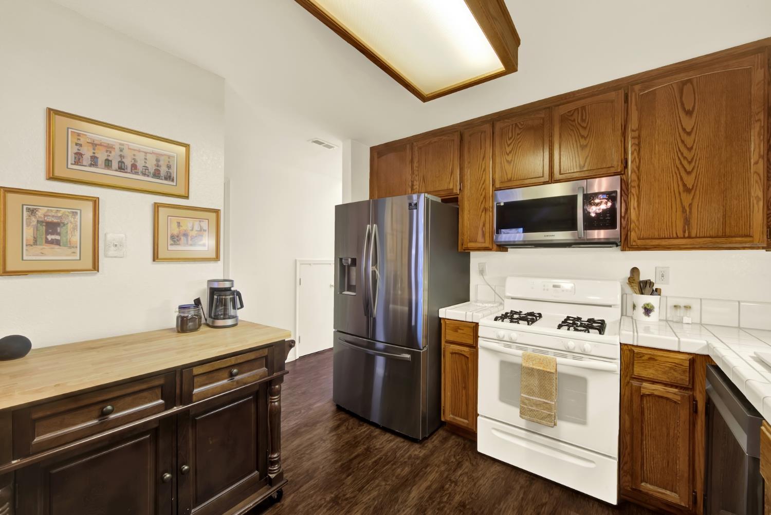 2250 Scarborough Drive Lodi CA 95240