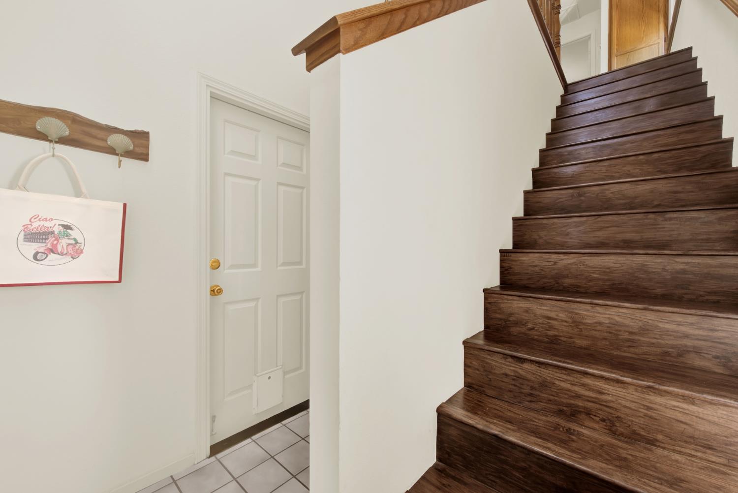 2250 Scarborough Drive Lodi CA 95240