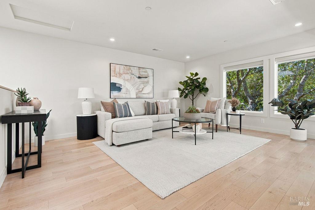 105 Headlands Court Sausalito CA 94965