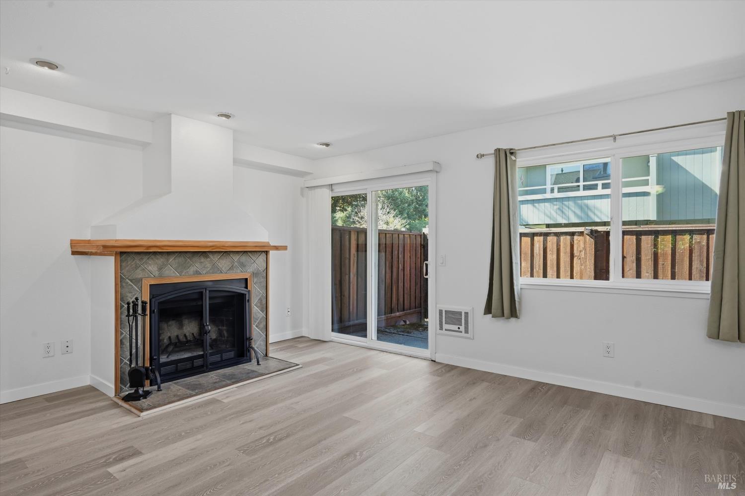 647 Racquet Club Circle Rohnert Park CA 94928